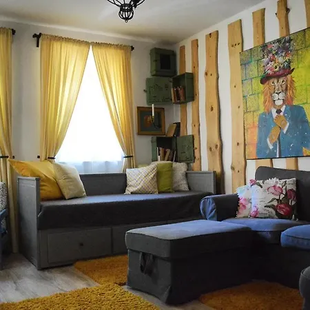 Hotel Menedék. A Szállás. Felsőtárkány