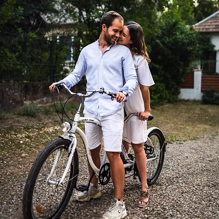 Menedek. A Szallas. فندق Felsőtárkány