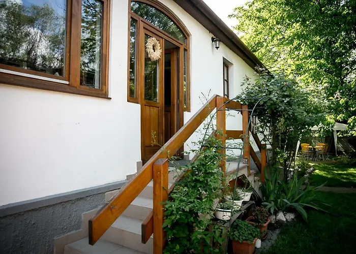 Hotel Menedek. A Szallas. Felsőtárkány